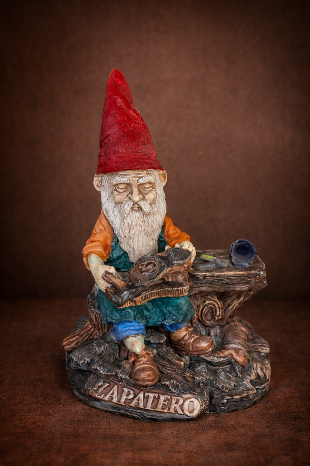 Duende decorativo “Zapatero” ( 31 x 60 CM )