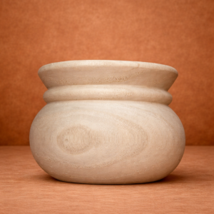 Vasija orgánica de madera natural ( 18 X 13 CM )