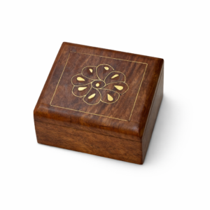 Caja de Madera Artesanal con Interior de Terciopelo Rojo ( 8 X 5 CM )