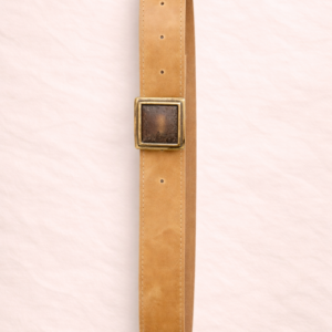 Cinto Cuero Camel — Hebilla Cuadrada Vintage